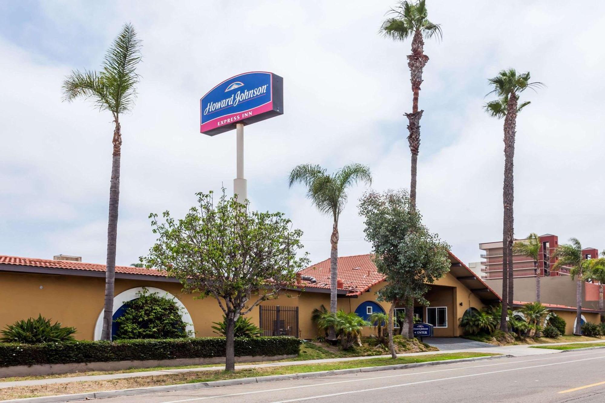 Howard Johnson By Wyndham National City/San Diego South Exterior photo