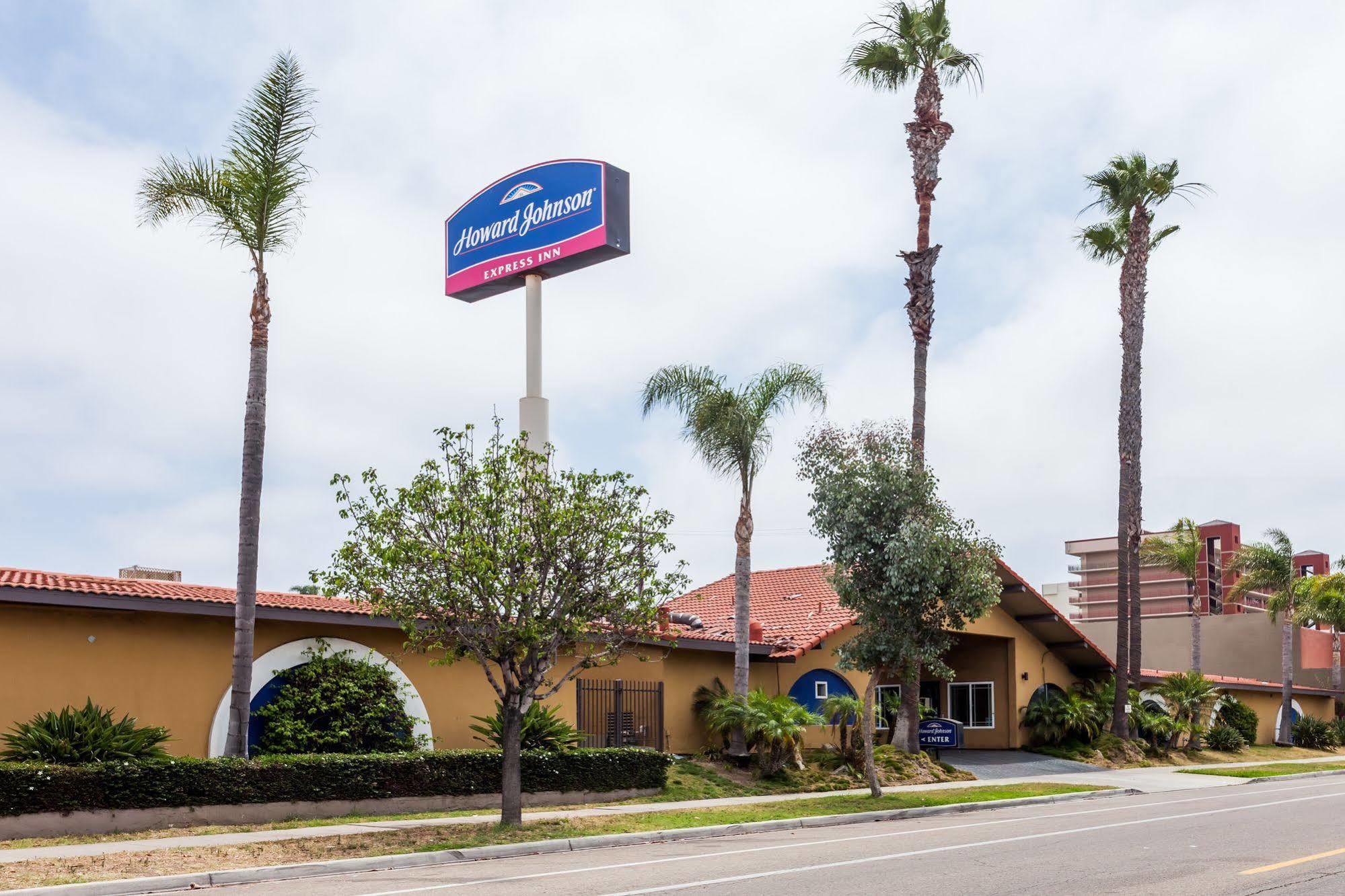 Howard Johnson By Wyndham National City/San Diego South Exterior photo