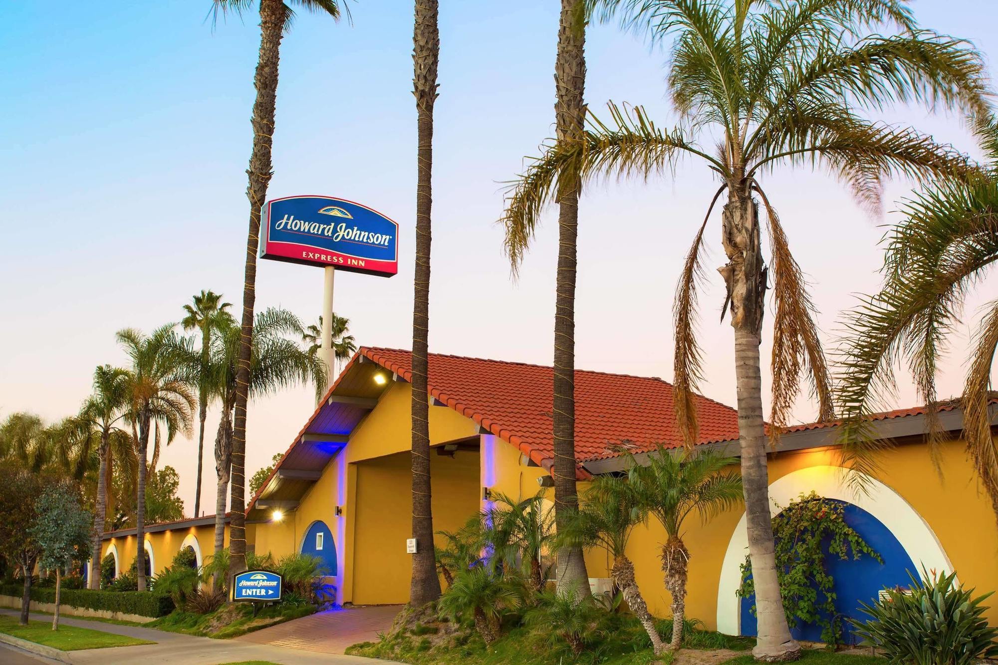 Howard Johnson By Wyndham National City/San Diego South Exterior photo